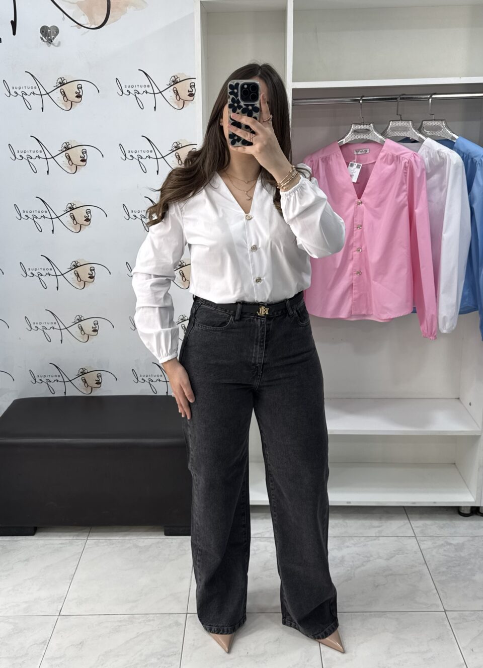 Jean-Selena-Strass-Noir